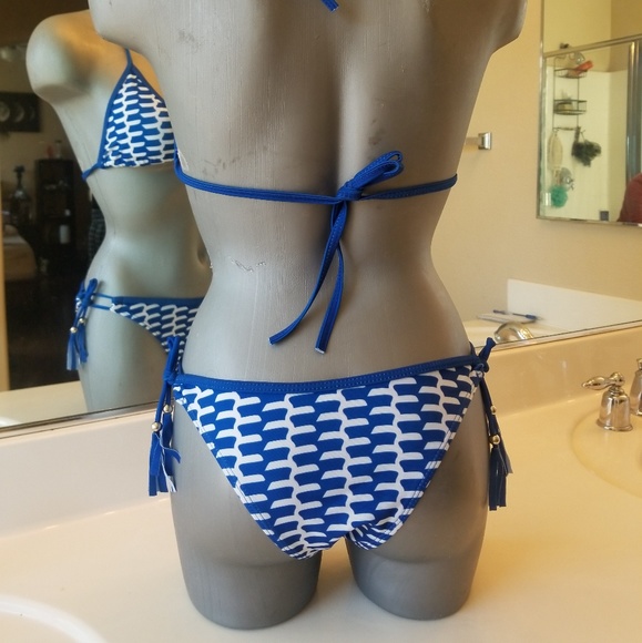 LAST CHANCE. WILL BE DONATED TO SHELTER 11/1/2020 - Picture 2 of 3